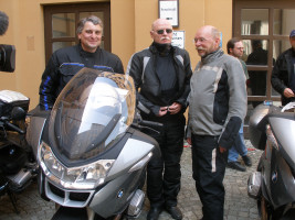 Drei begeisterte Motorradfahrer: Harald Güller, Peter Struck und Ludwig Wörner.